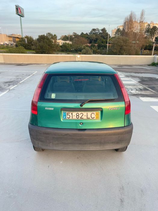 Carro fiat punto Palmela