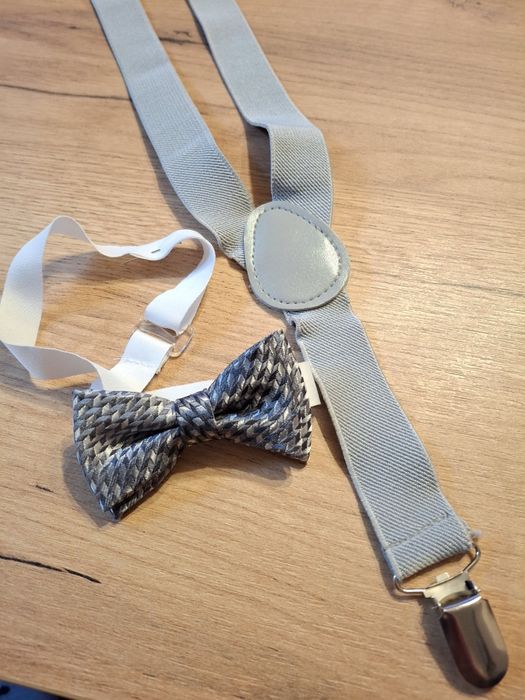 Szelki i muszka - szare