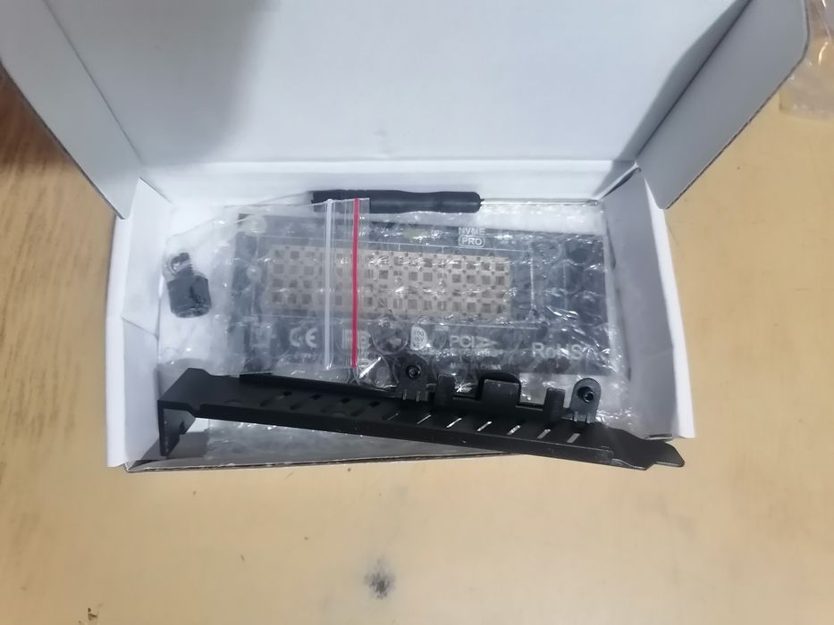 Express Card M.2 NVME to PCIe-4.0/3.0 64Gbps