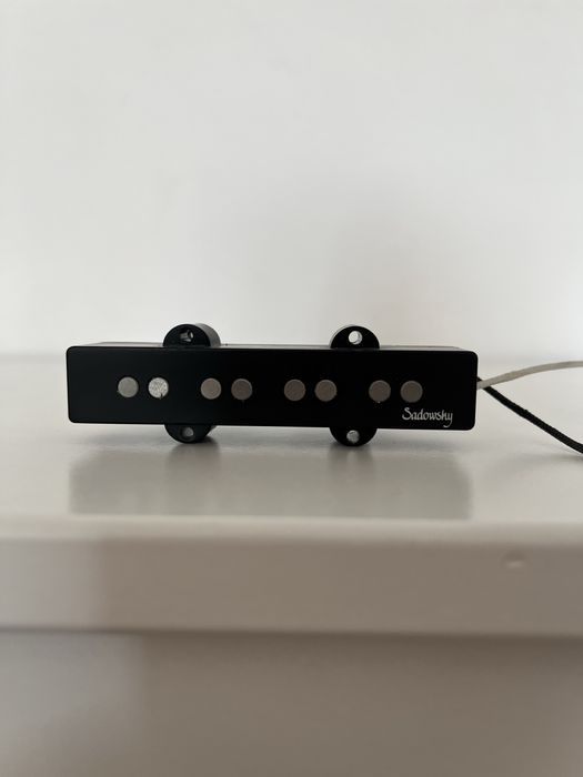 Zestaw elektroniki do gitary basowej Sadowsky – przetworniki + preamp + panel