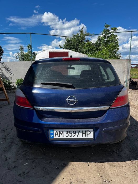 Опель Астра H1.6