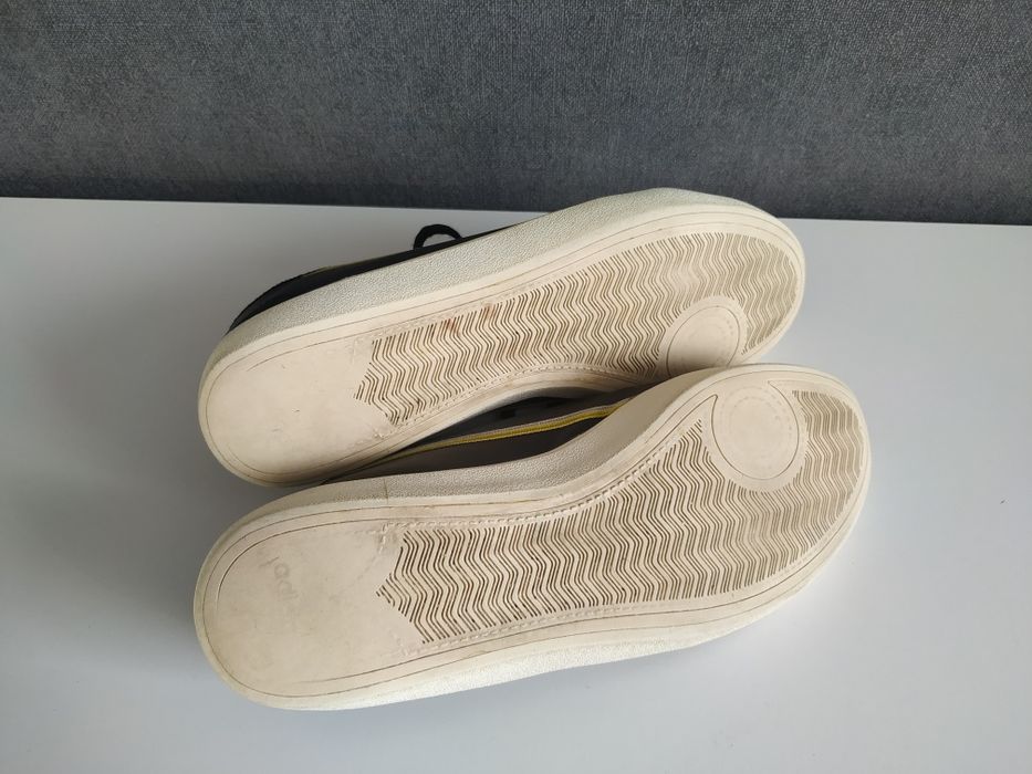 Кросівки жіночі Adidas 40р.