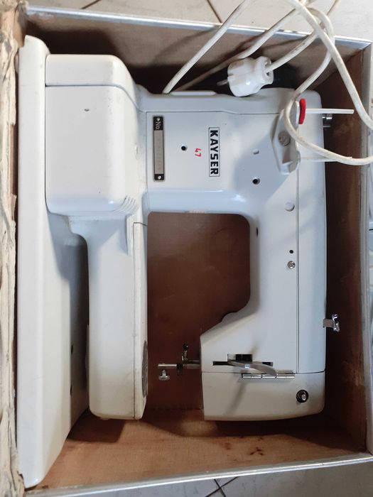 Máquina Costura Kayser 47