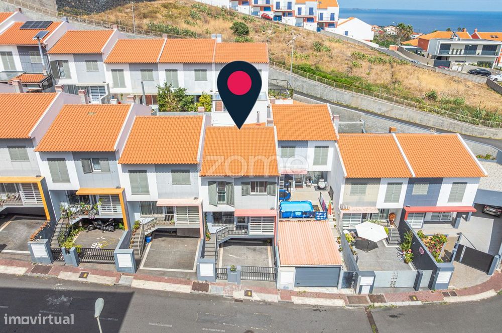 Moradia T3 Geminada Assomada
