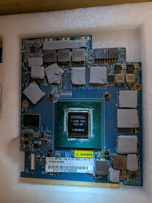 На деталі Відеокарта Clevo Nvidia GTX 1080 8GB Sager, Eurocom, XMG