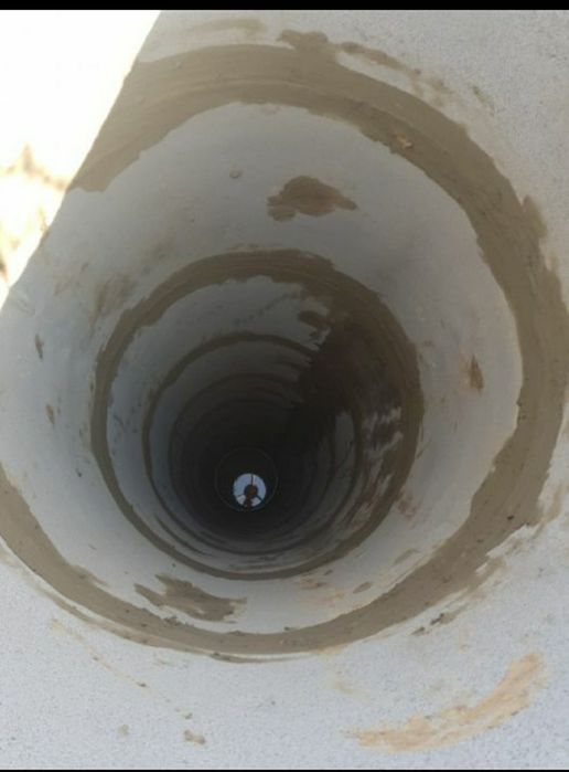 Копання кринць (каналізаційні ями)