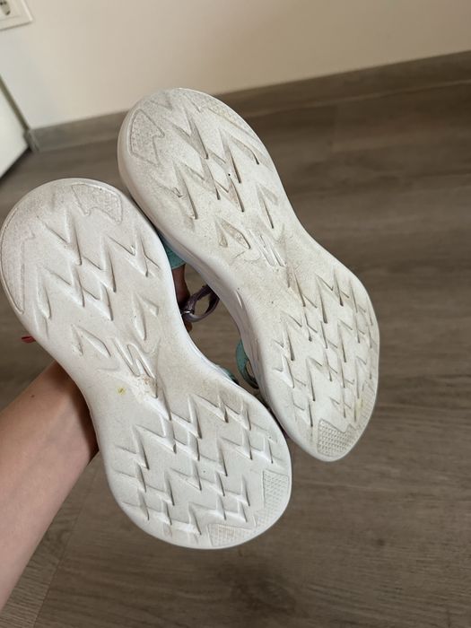 Skechers сандалі босоніжкі 34р 22,5 см