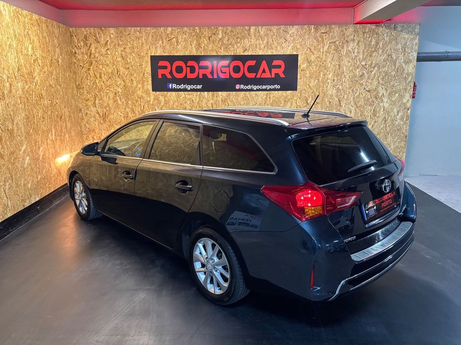 Toyota Auris Touring Sports 1.4 D-4D Com+P.Sport +Navi