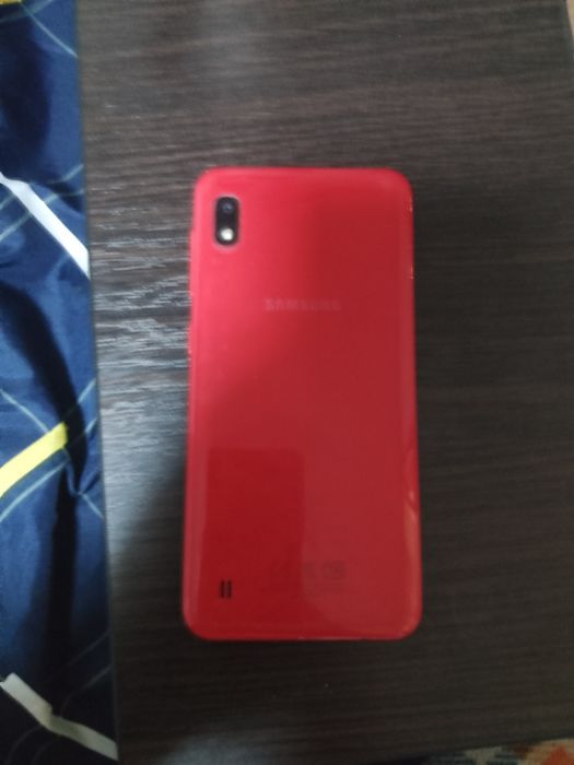 Телефон samsung а10