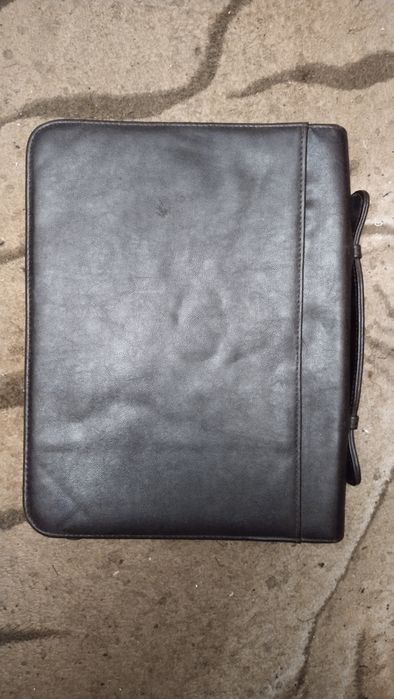 Сумка шкіряна для планшета або документів.