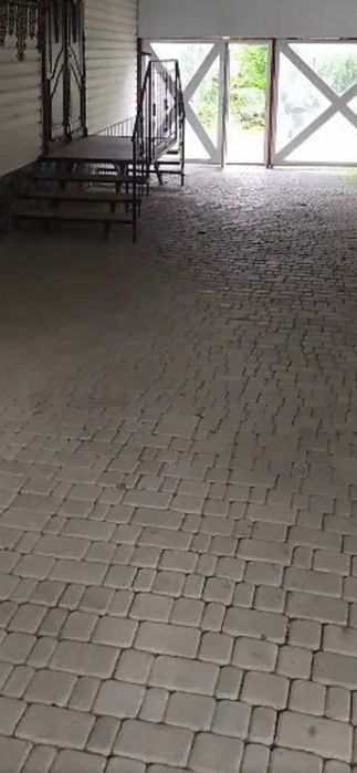 Продається будинковолодіння у селі Ільківка