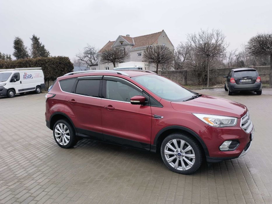 Ford Escape/Kuga 2.0 EcoBoost TITANIUM 4WD 242KM