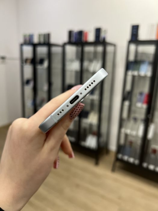 Telefon iPhone 15 128GB Biały Apple Gwarancja iTrade