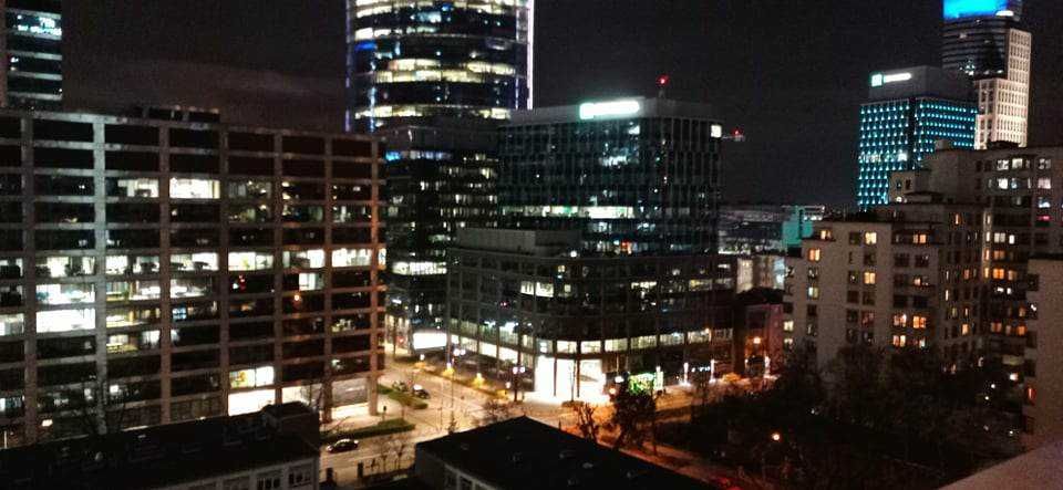 Apartament w centrum Warszawy z Darmowym Parkingiem