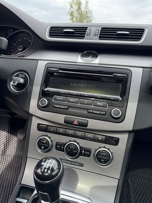 Volkswagen Passat B7 2013 року