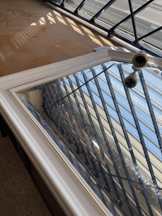 Espelho vintage com luzes branco