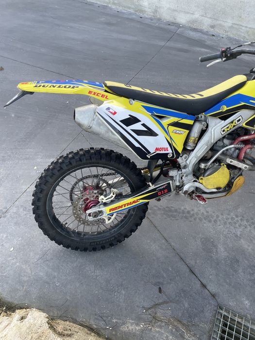 Suzuki RMZ 250 com matricula