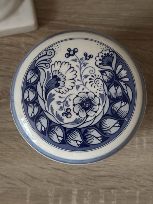 Ceramiczny pojemnik na tytoń Delft Blue