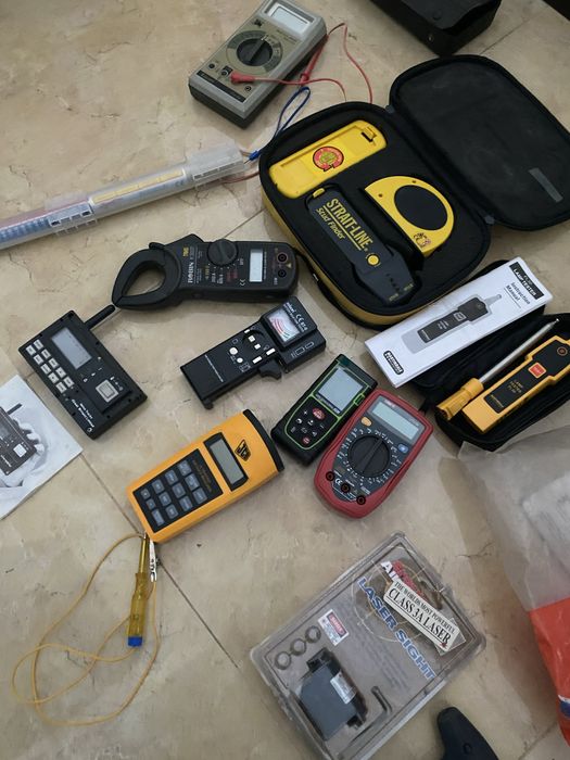 Мультиметр,дальномер,детектор проводки JCB,Di-Log