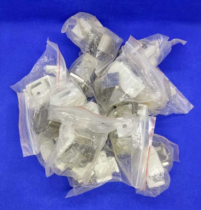 Conjunto de fixadores abraçadeiras e extensões