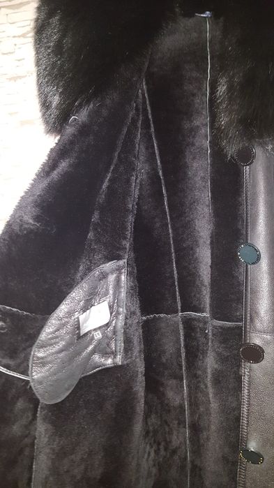 Шикарная дубленка женская