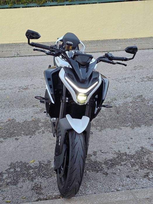 CF MOTO 675 NK - 1863KM