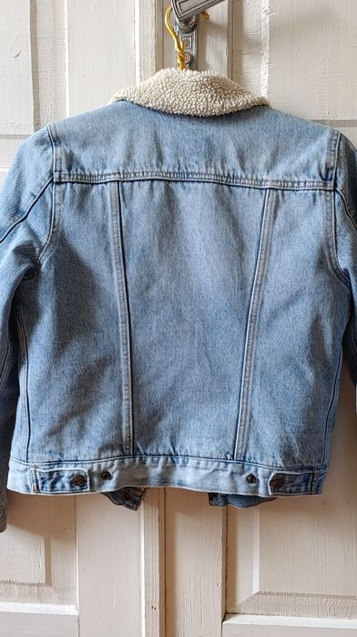 Жіноча джинсова куртка Levi's (шерпа)