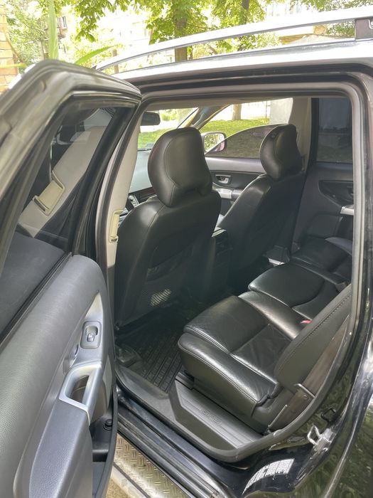 Продам Volvo XC90 2.4 дизель