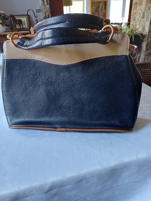 Torebka z ażurowym wzorem