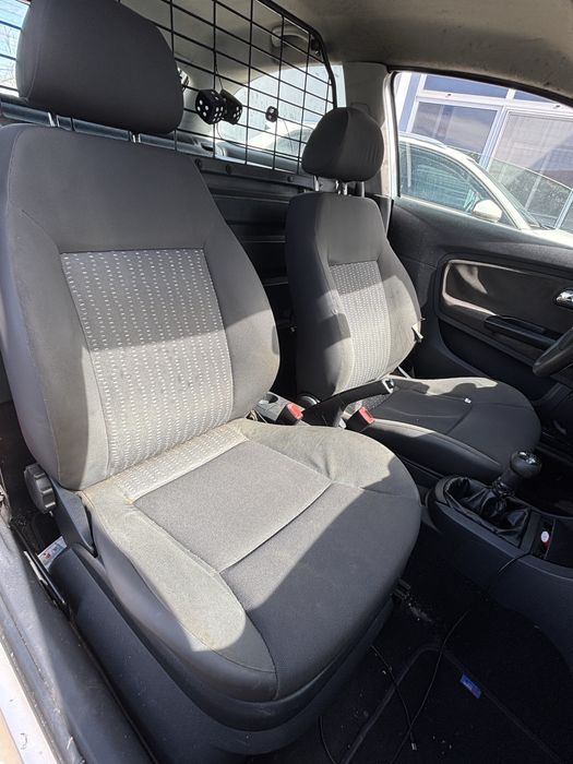 Seat 6l comercial