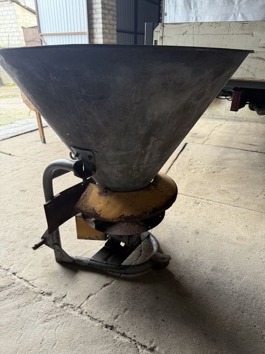 Rozsiewacz do nawozu