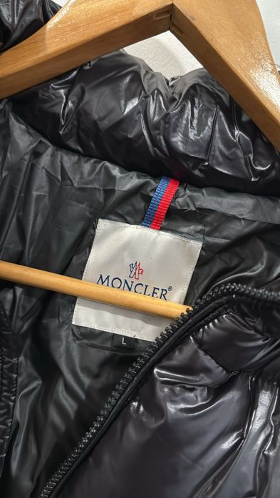 Casaco moncler novo