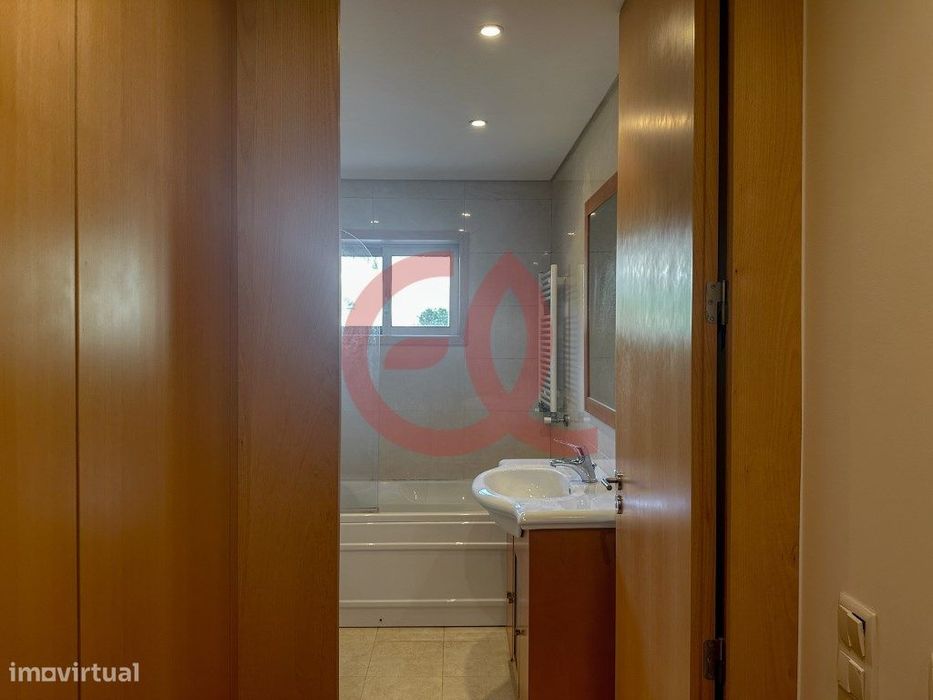 Apartamento T3 - Cova, Meadela