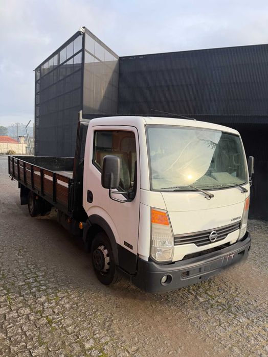 Carrinha nissan cabstar