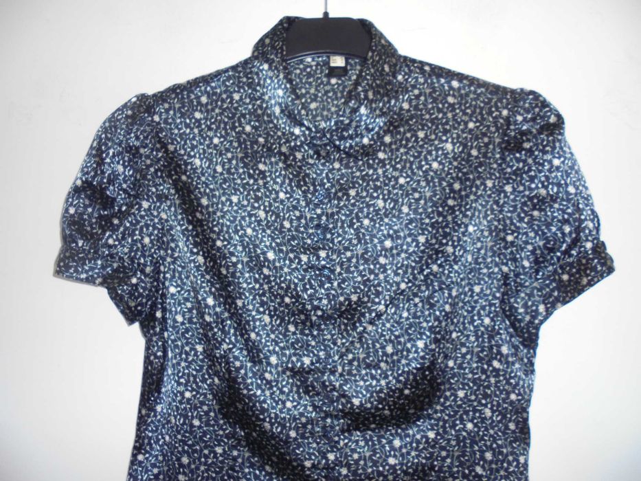 Blusa de mulher da marca MNG