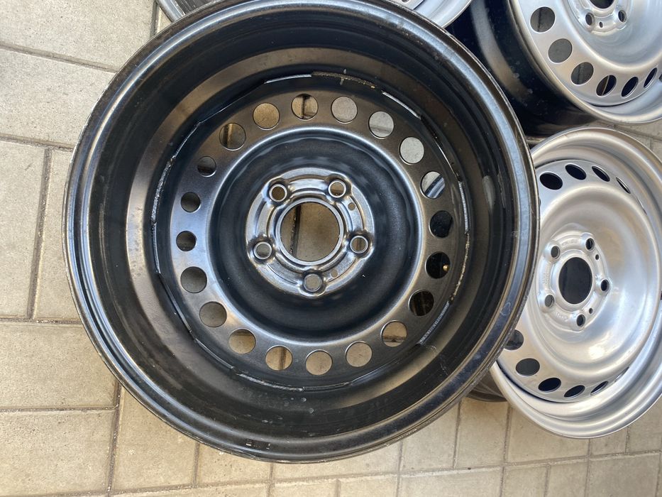 Діски 5 114.3R15 Renault Nissan