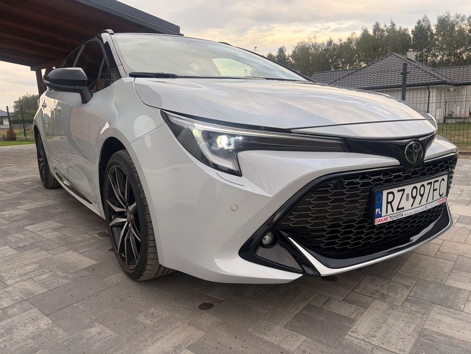Toyota Corolla Toyota Corolla GR Sport Dynamic 1.8 Hybrid