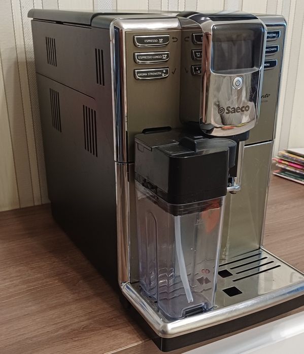 Кавомашина Saeco