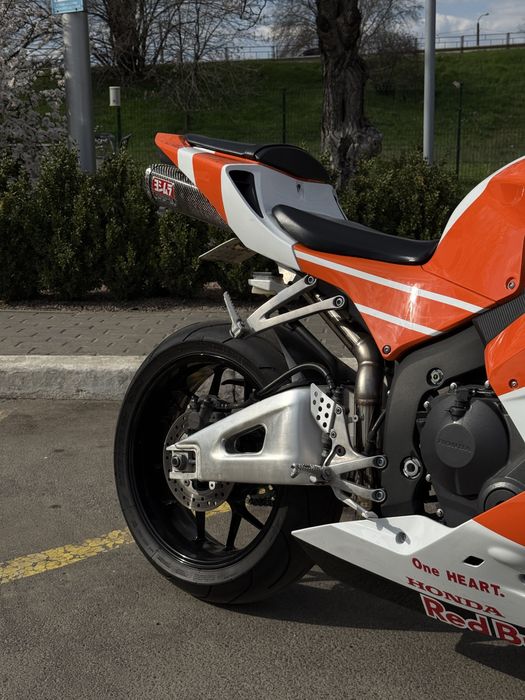 Honda cbr600rr.