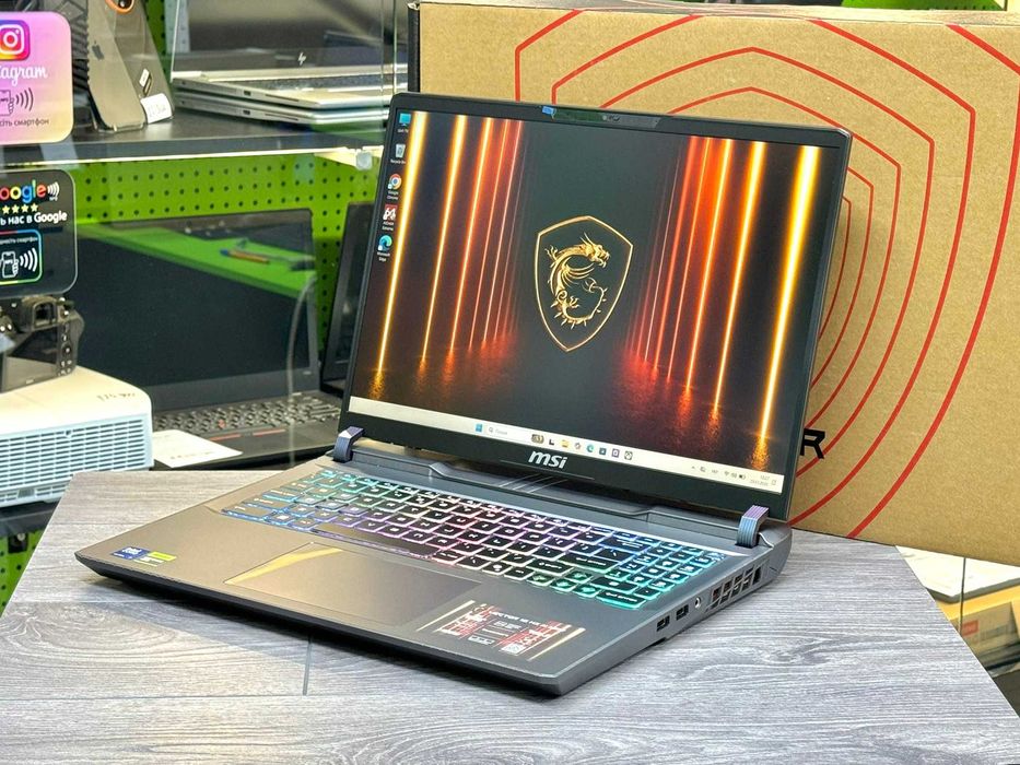 MSI Vector ігровий ноутбук | Intel Ultra 7 255Hx 20 ядер | GeForce RTX 5070Ti | 32 DDR5