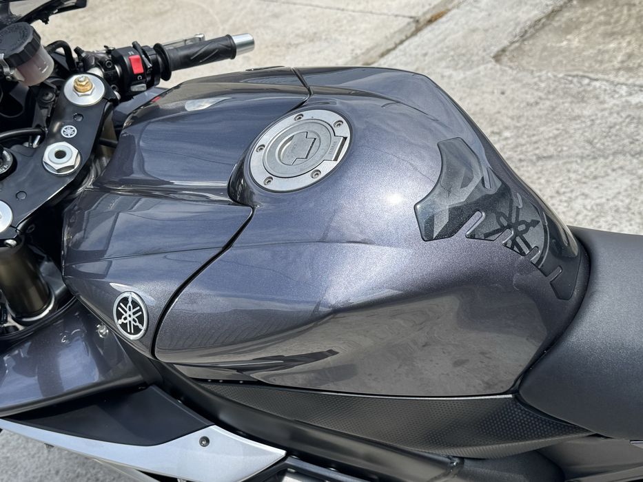Продам Yamaha R1