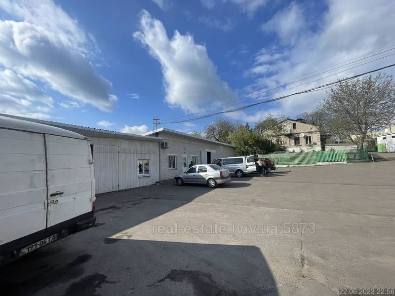 Подається майновий комплекс склади Гуртівня ділянка  22 сот землі