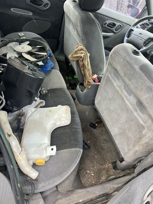 FORD CONTOUR седан об’ем двигуна 2000