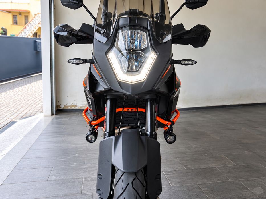 KTM 1090 Adventure 2017 | Akrapovič | Extras | Excelente Estado
