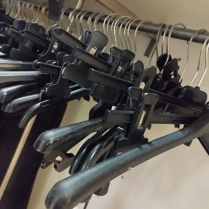 Cabides de plástico