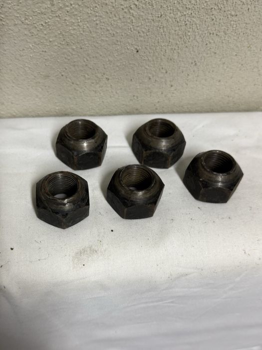 Range Rover - Porcas jante