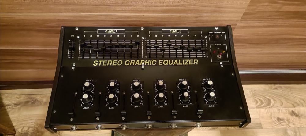 Equalizer ,korektor graficzny stereo