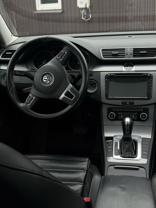 Volkswagen Passat B7 1.4 Turbo Автомат