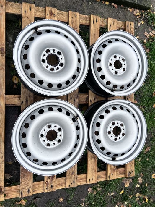 4xfelga stalowa 15” MERCEDES/RENAULT (5x108 ET44)