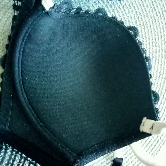 Biustonosz push up, koronkowy Intimissimi  75B